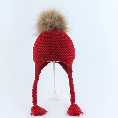 Красный Настоящий помпон из меха енота Beanie шапки для детей мальчиков и девочек Babay зимняя шапка теплые наушники шапки - Цвет: Красный