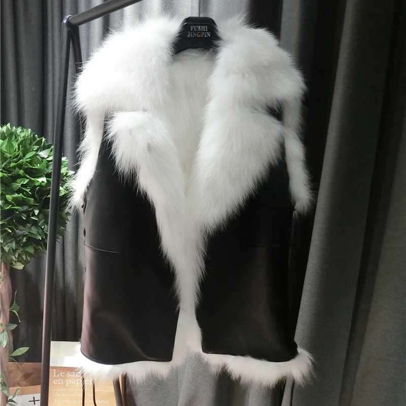 

Woman Coats 2019 Autumn Winter Sheepskin Leather Coat Female Motorcycle Jackets Leather sheepskin locomotive leather fur fox ves