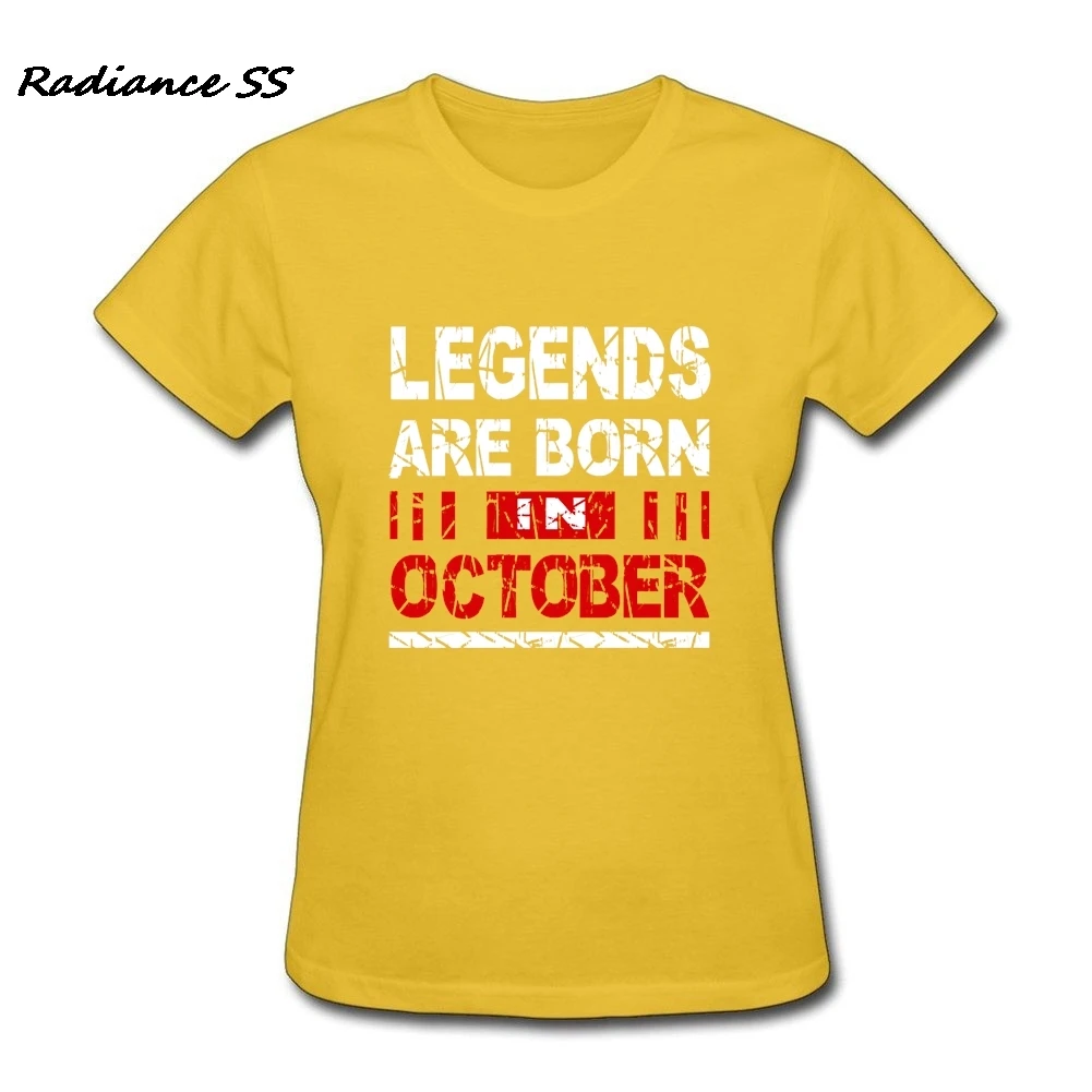Женские футболки Legends are born in October Birth с круглым воротником и коротким рукавом
