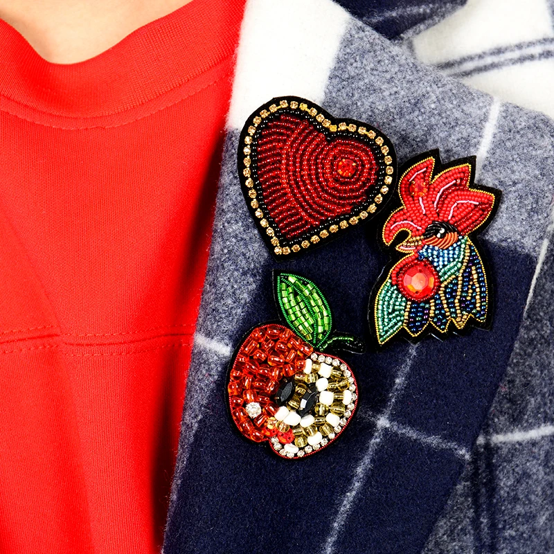 DIY 3D Ручная вышивка бусины яблоко сердце патч с булавкой металлическая проволока