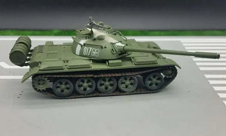 T-54 РОССИИ СССР армейский Танк Прага Весна 1968 1: 72 готовой easy model