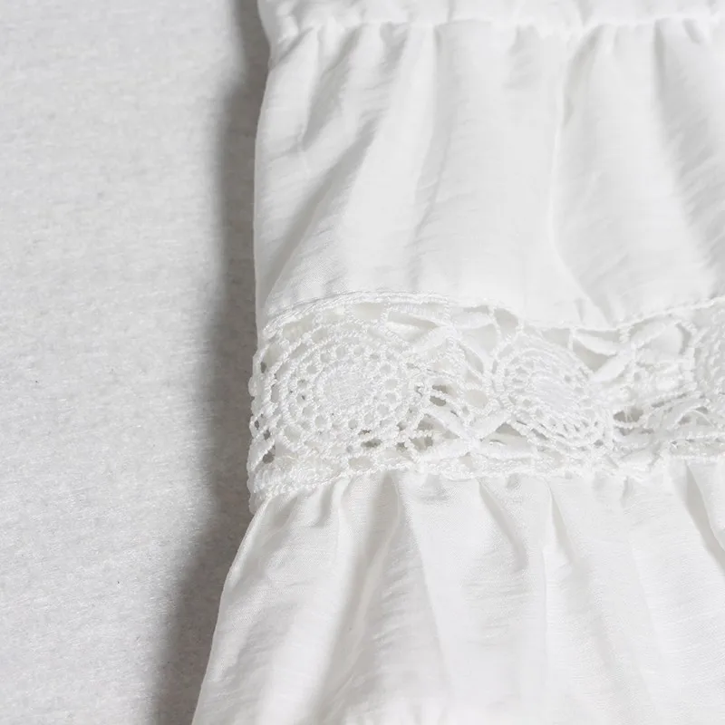 Женское кружевное мини-платье TWOTWINSTYLE Летнее с круглым вырезом и Расклешенным