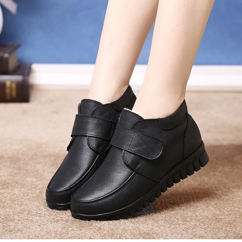 DRKANOL Fashion Genuine Leather Round Toe Women Snow Boots Winter Flat Ankle Boots Women Cotton Shoes Plush Warm Botte Femme