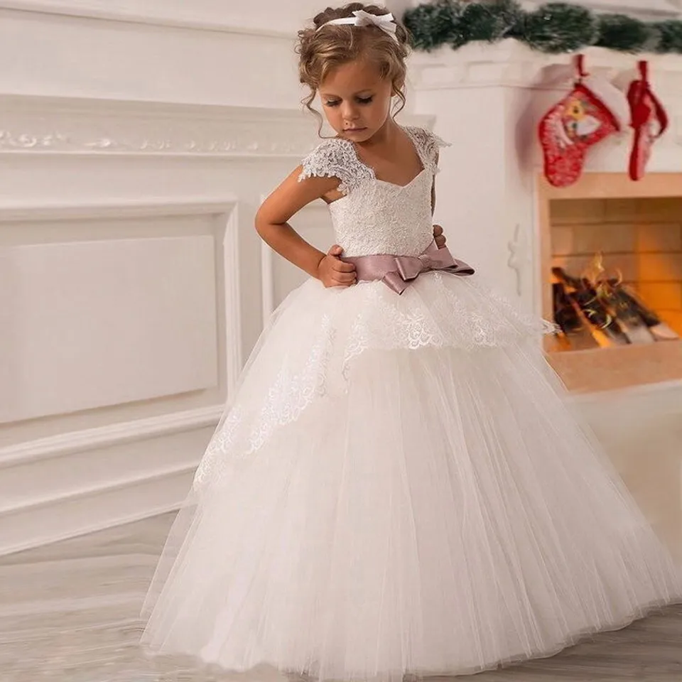 

Elegant Flower Girls Pageant Lace Cap Sleeves Sweet Heart Dresses Vestidos Comunion Lace Ball Gowns With Flush Pink Sash 12 Year