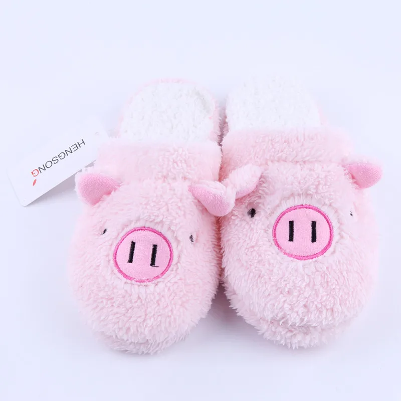Новые зимние женские тапочки; домашняя обувь для женщин; Chinelos Pantufas Adulto; модные домашние тапочки на меху с милым медведем и Свинкой