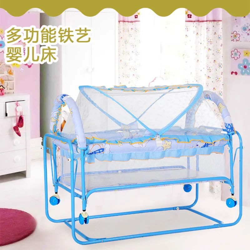 Newborn Crib Iron Bed with Roller Removable Cradle Bed Lightweight Multifunctional Crib