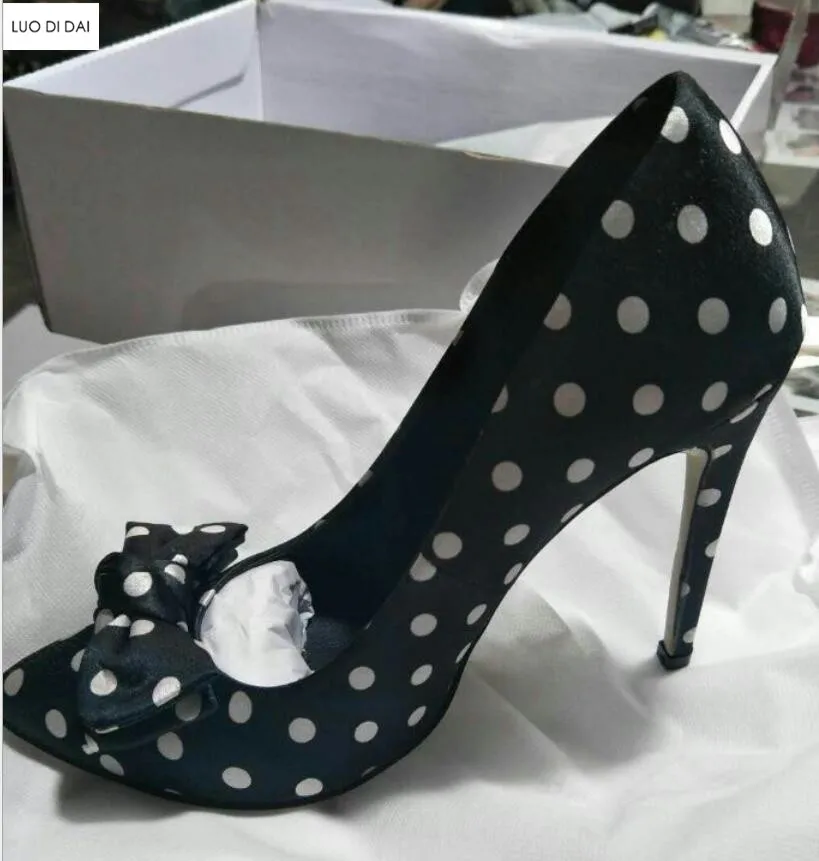 Женские вечерние туфли на высоком каблуке туфли-лодочки с острым носком и бантом