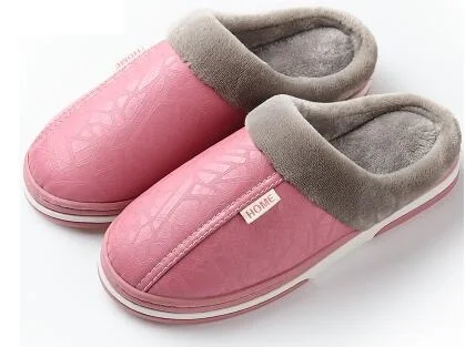 pink Новые зимние мужские тапочки из искусственной кожи; короткие плюшевые теплые тапочки; мягкие оксфорды на плоской подошве; нескользящие домашние Вьетнамки; повседневная обувь; Размеры 35-50 - Цвет: pink