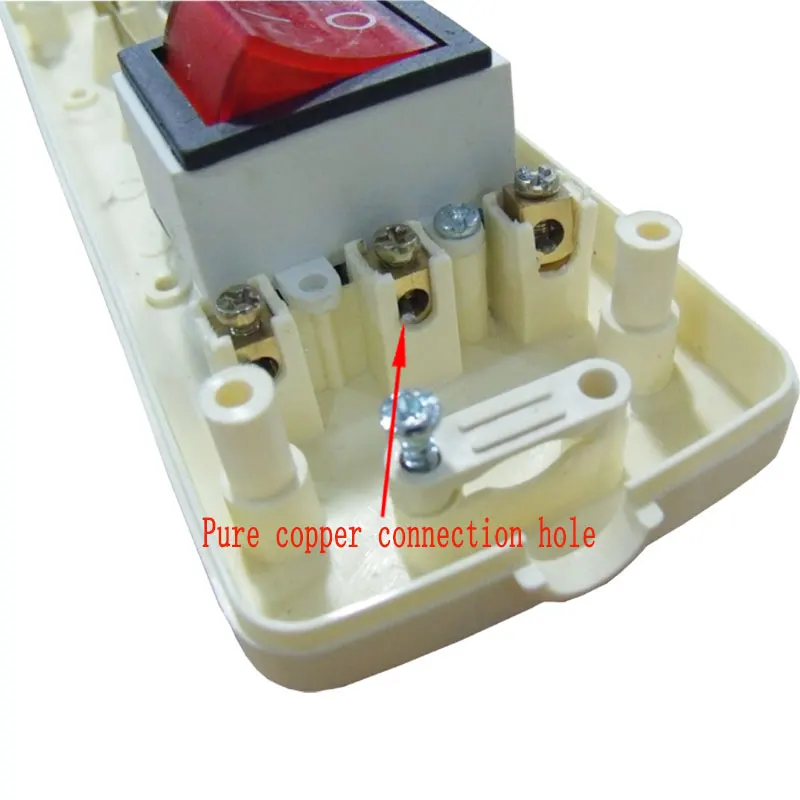 Удлинитель питания с европейской вилкой и переключателем 4/5/6 розеток 1 5 м 16 А 250