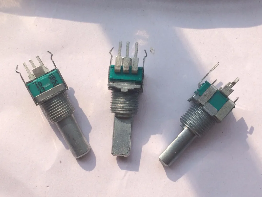 

10pcs For ALPS RK 09 type Single league B10K with midpoint and without midpoint Single uniton Potentiometer 20MM