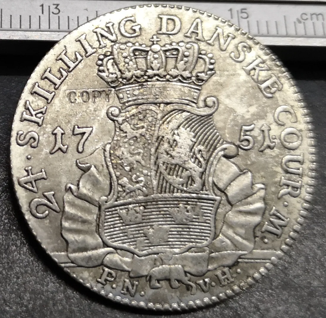 1751 Датская монета с посеребренным покрытием 24 Skilling Dansk Frederik V|Безвалютные монеты| |
