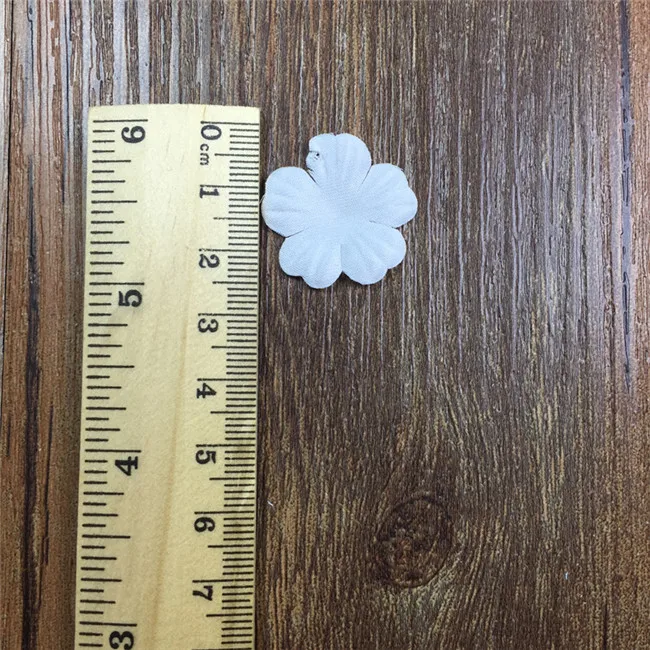 Plum 20mm 100 шт белая слива Снежинка искусственный Шелковый цветок для свадьбы ткань ручной головной убор Швейные аксессуары DIY SJ008 - Цвет: Plum 20mm