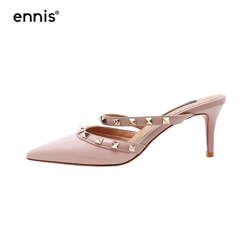 ENNIS/ г.; женские туфли-лодочки; шлепанцы с острым носком; Шлепанцы из лакированной кожи с заклепками на шпильках; модные дизайнерские туфли без задника на высоком каблуке; M984