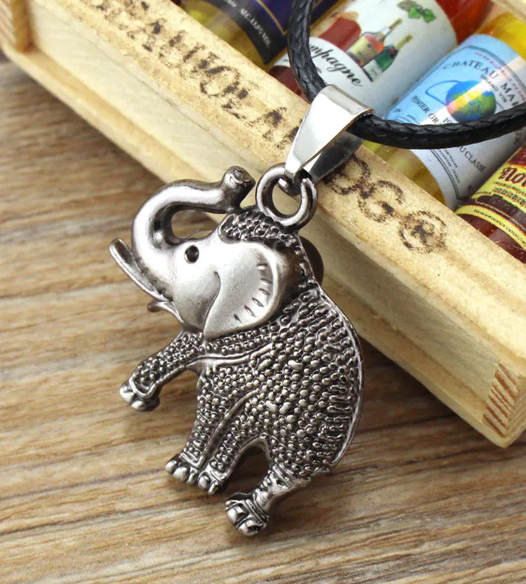 Ожерелье с подвеской в виде слона для мужчин и женщин милая маленькая любимая