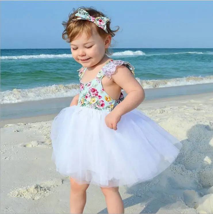 Летнее пляжное платье с v-образным вырезом на бретелях для маленьких девочек