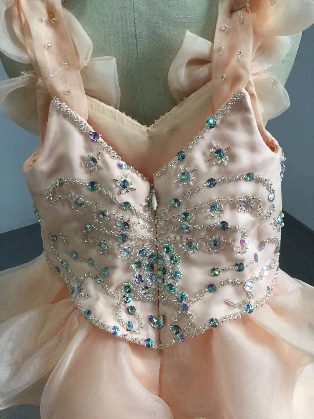 Блестящие цвета стразы 9 месяцев Детские блестящие платья V образный вырез и