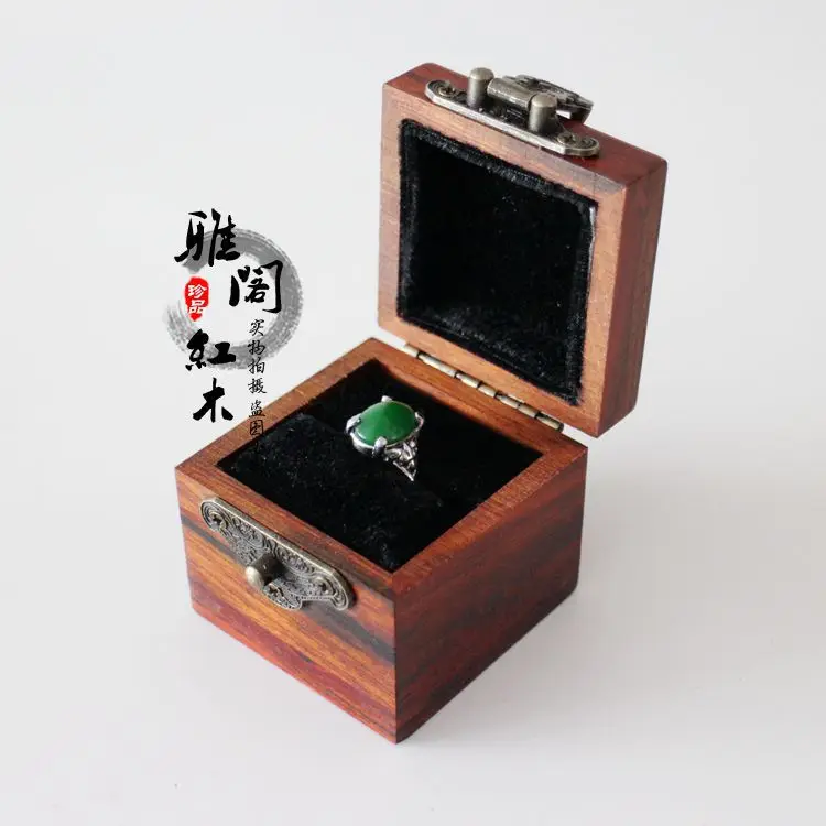 

The new factory direct red wood ring boxes earring box mahogany mahogany wooden jewelry box fine