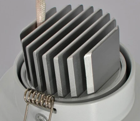 Бесплатная доставка супер яркий Dimmmable COB светодиодный потолочный светильник 7