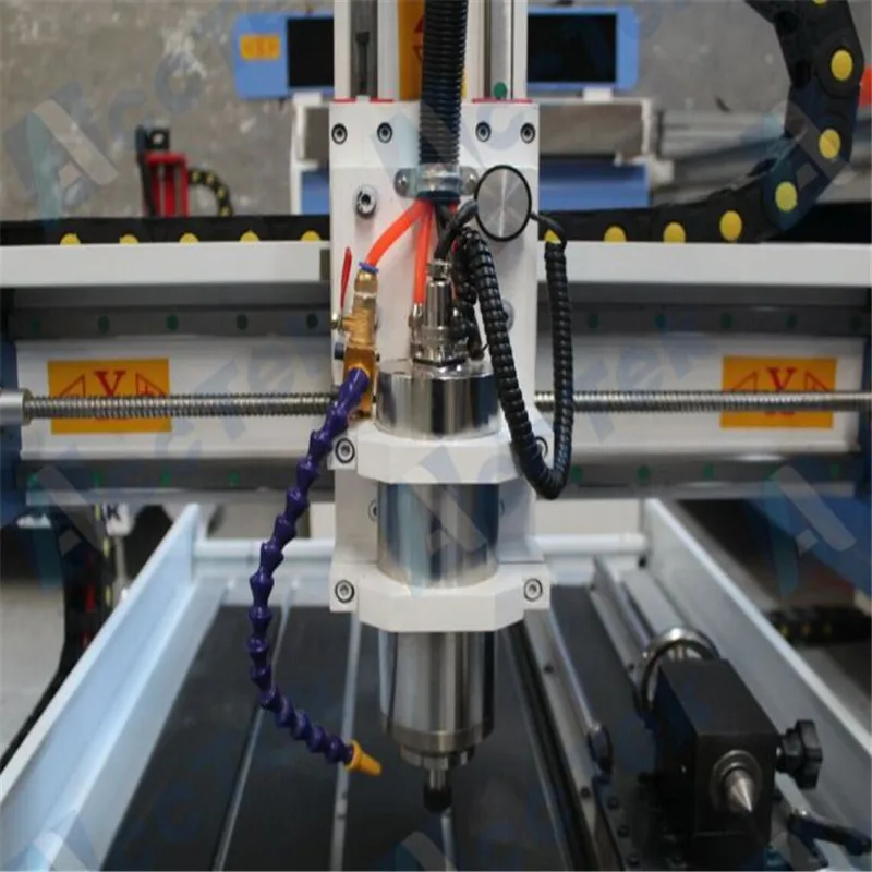 2018 Горячая распродажа! 3D Мини деревообрабатывающий фрезерный станок с ЧПУ AKG6090