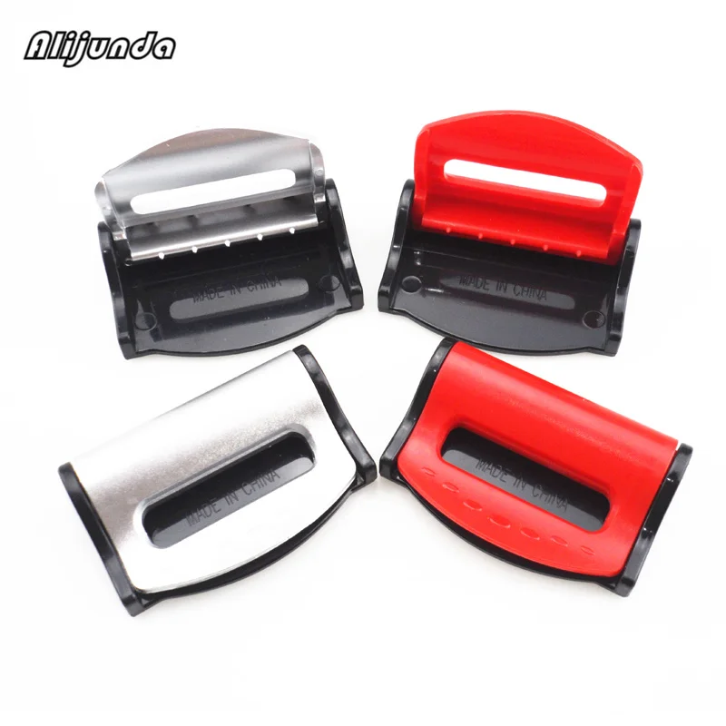 Комплект из 2 предметов. Автокресло Ремни зажимы ребенка Безопасность