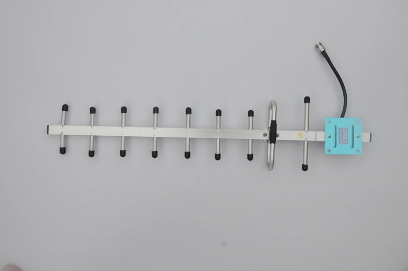 Gsm repeater 2100 3g усилитель сотовой связи gsm. усилитель репитер 3g 4g dcs 900/1800. сотового 2100 мгц. комплект антенны 2100 мгц. усилитель сотовой связи telestone ax2100 3g 2100.