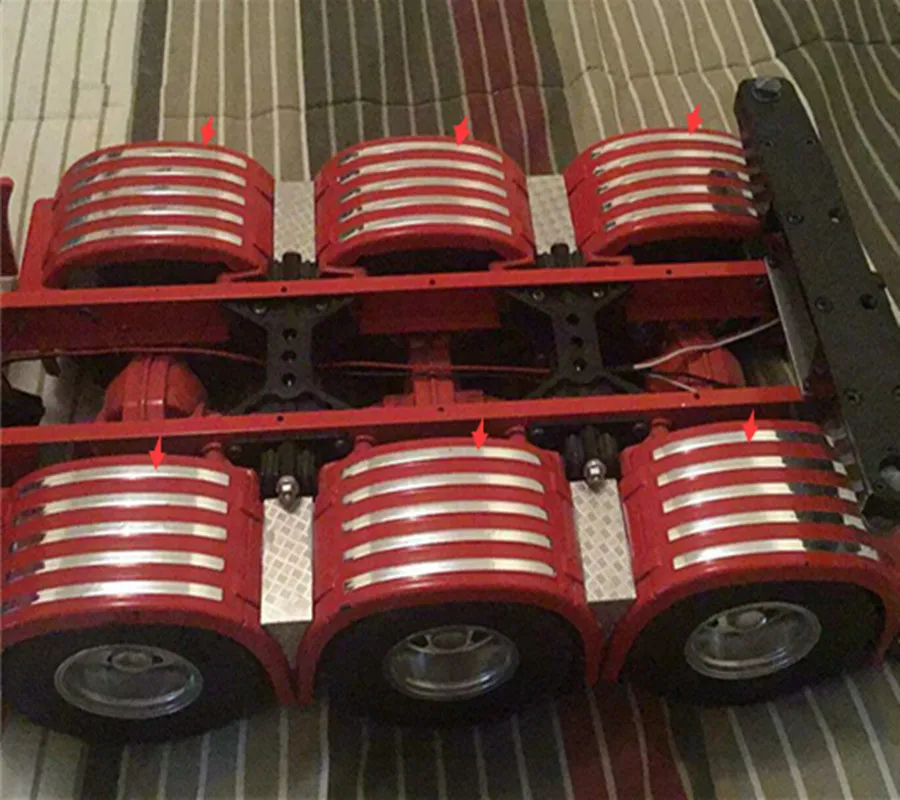 Крыло радиоуправляемого грузовика для прицепа трактора Tamiya масштаб 1/14