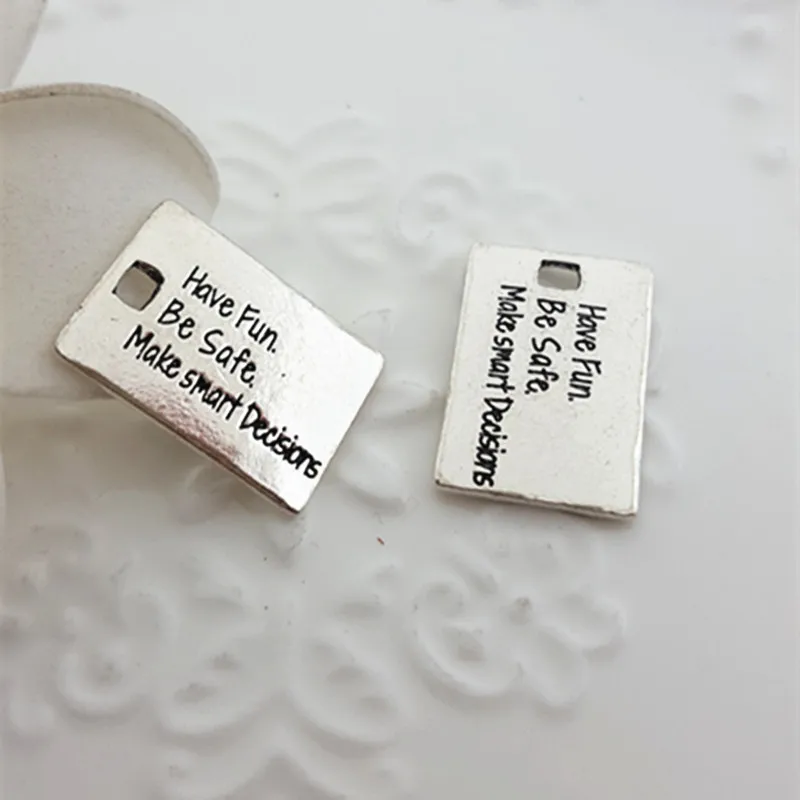 5 шт. античные посеребренные квадратные подвески буквы Веселитесь будьте в