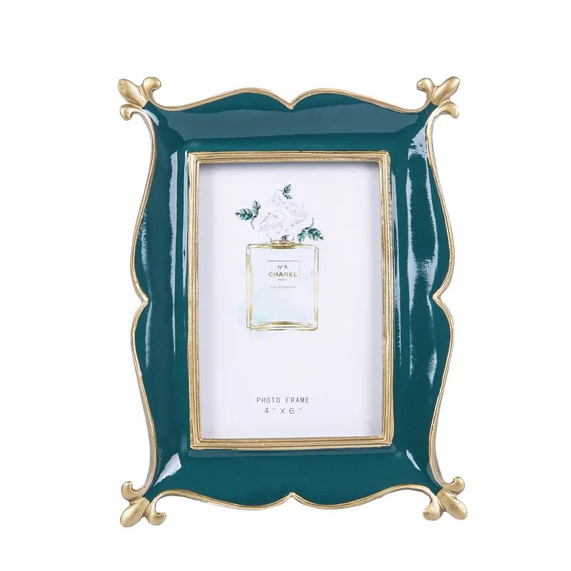 

Retro photo frame European 6 inch resin photo frame home decorations