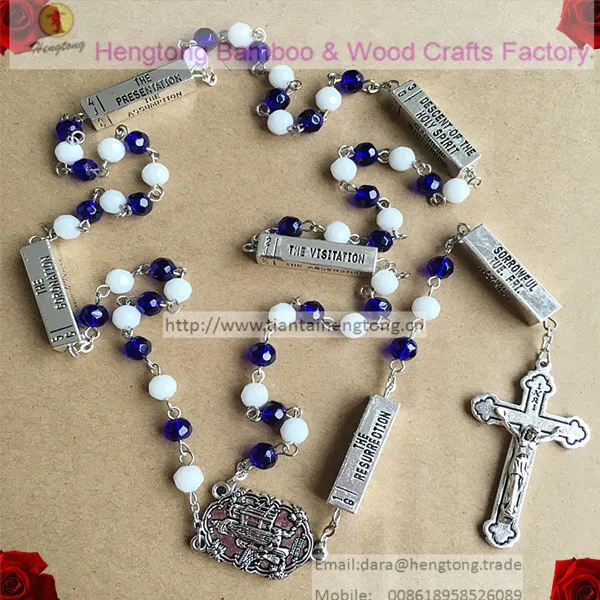 Четки из белого стекла диаметром 6 мм фотография с медалью Фатимы католическое