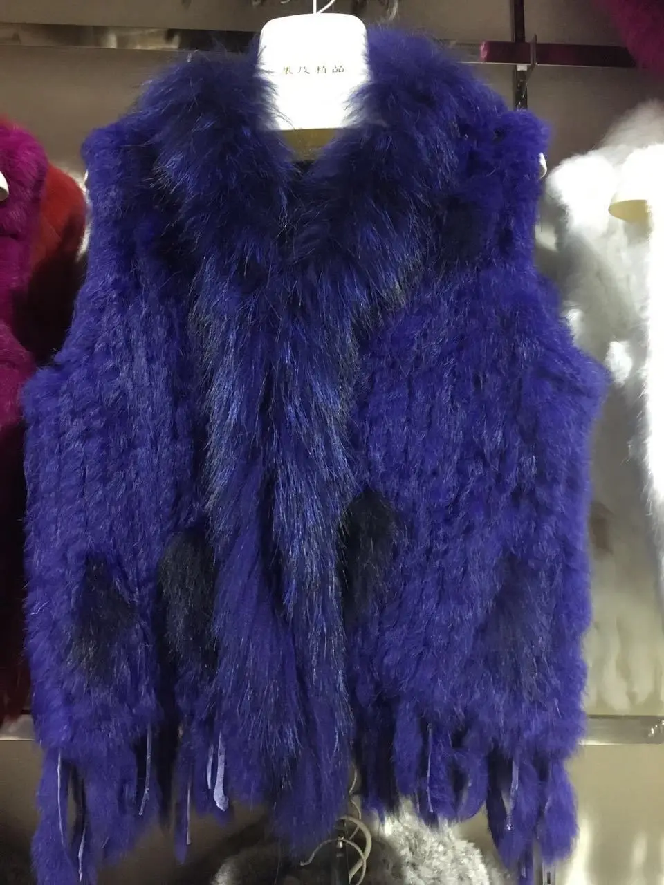 Blue Меховой жилет из кроличьего меха, вязаный жилет, Воротник из меха енота, Цветочный мех, Тканое пальто из меха енота с кисточками, жилет для женщин - Цвет: Blue