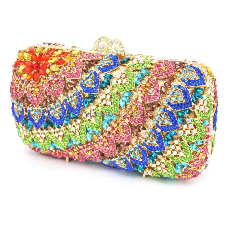 Синего цвета со стразами идеально сочетаются с нарядным банкетный мешок кулон