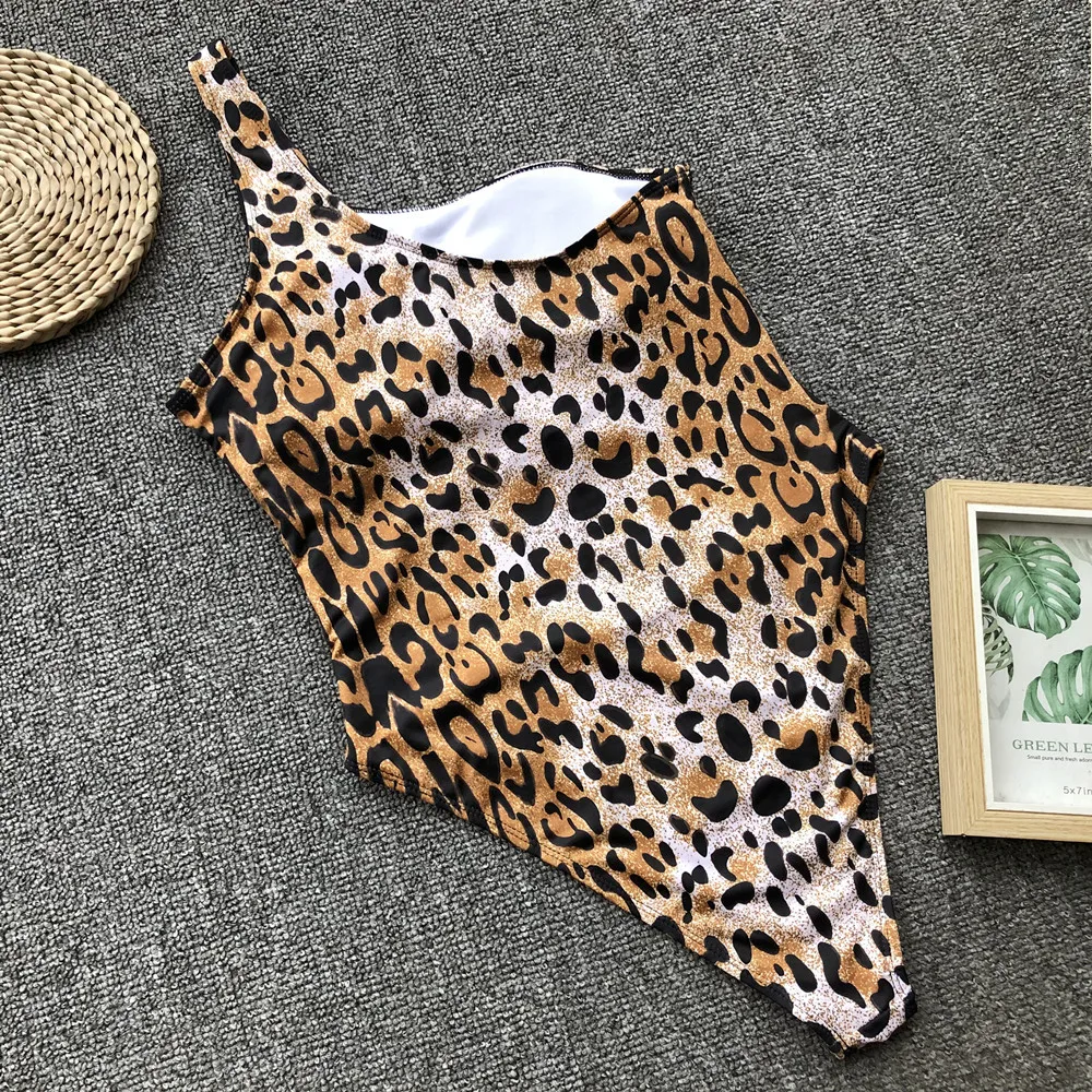 

2019 Women's Sexy tube top one-shoulder leopard print straps bikini split swimsuit fashion beachwear two-piece swimsuit