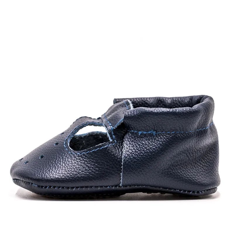 

Genuine Leather Toddler Girl Baby Moccasins Hollow Baby First Walkers Infnat Girl Breathable Hard Sole Non-slip Prewalkers