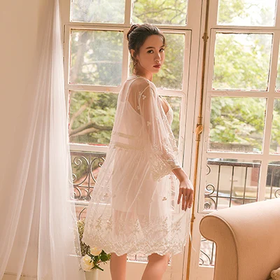 bathrobe only Сексуальный мусс для женщин одежда для сна халат кружево Белый Свадебные ночные платья Глубокий v Сетка Прозрачная Сексуальная юная девушка удобные - Цвет: bathrobe only
