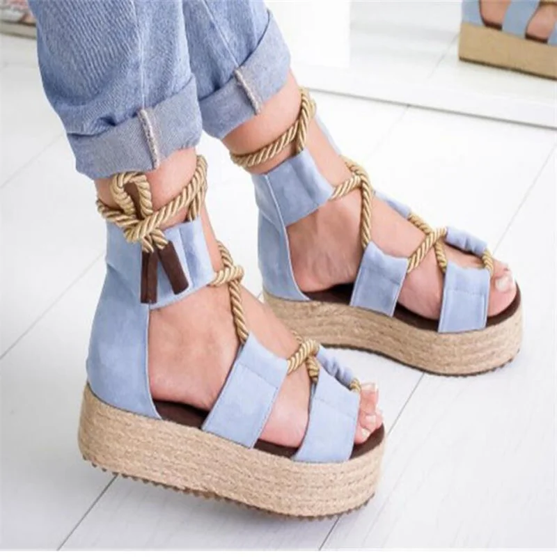 2019 г. новые модные летние женские сандалии Женская пляжная обувь на танкетке