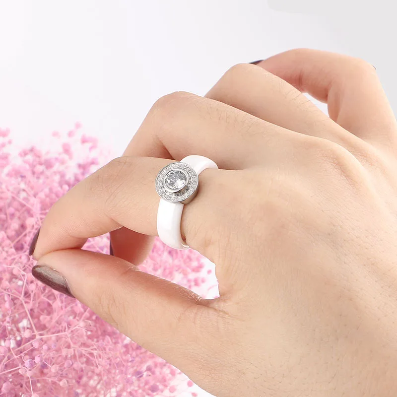 Женское кольцо из керамики белое обручальное с большим кристаллом 6 мм|crystal wedding