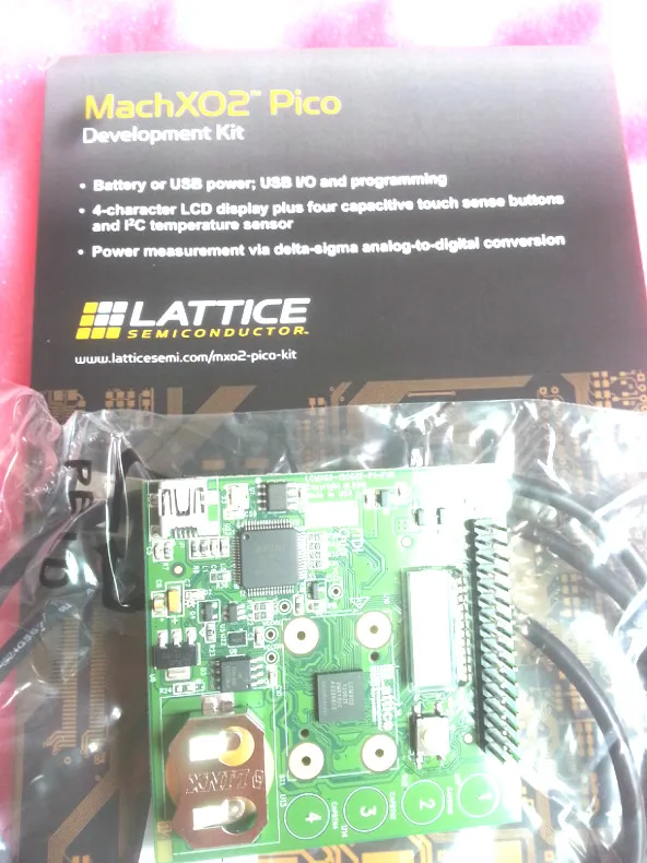 

ДЛЯ Spot LCMXO 2-1200ZE-P1-EV MachXO 2 Pico Kit решетка FPGA макетная плата