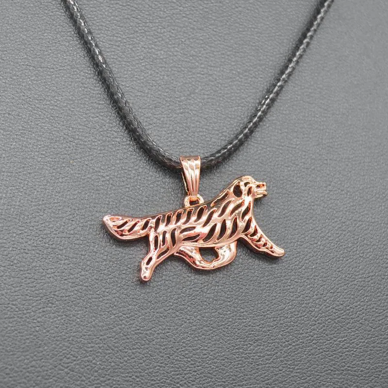 Металлическая цепочка с подвеской в виде собаки | Украшения и аксессуары