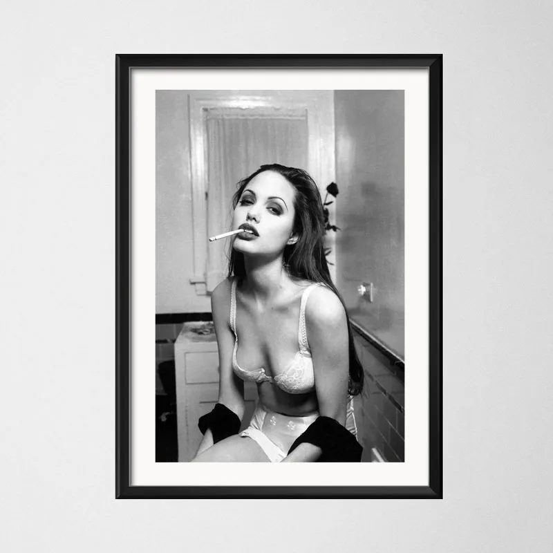 P692 Angelina Jolie Сексуальная популярная кинозвезда Acrtess черно-белая курительная художественная живопись Шелковый Холст плакат настенный домашний декор - Цвет: 4