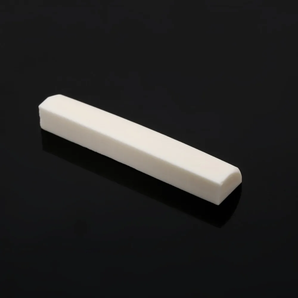 

Пустая гайка для гитары Musiclily Bone, 43x6x9 мм (2 шт.)