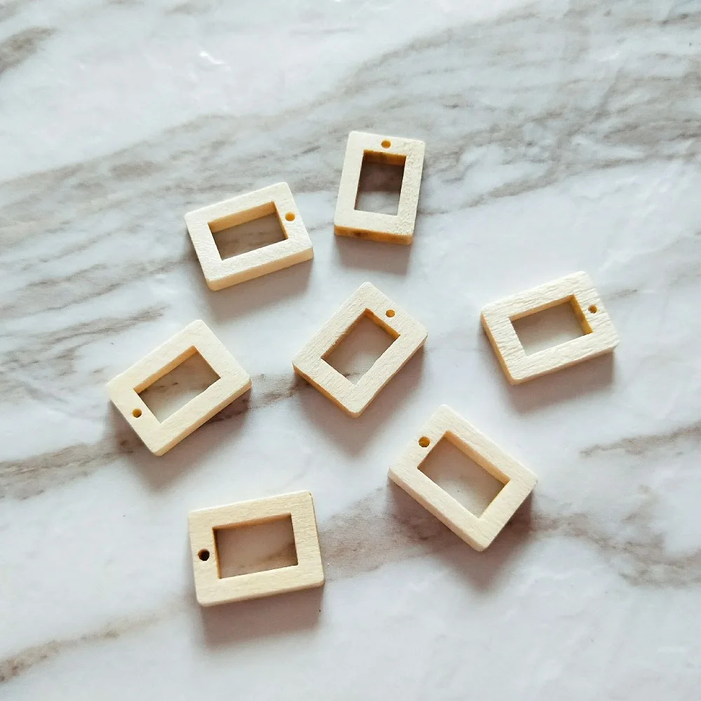 

100pcs laser cut hollow square nature wood earrings 1.5cm
