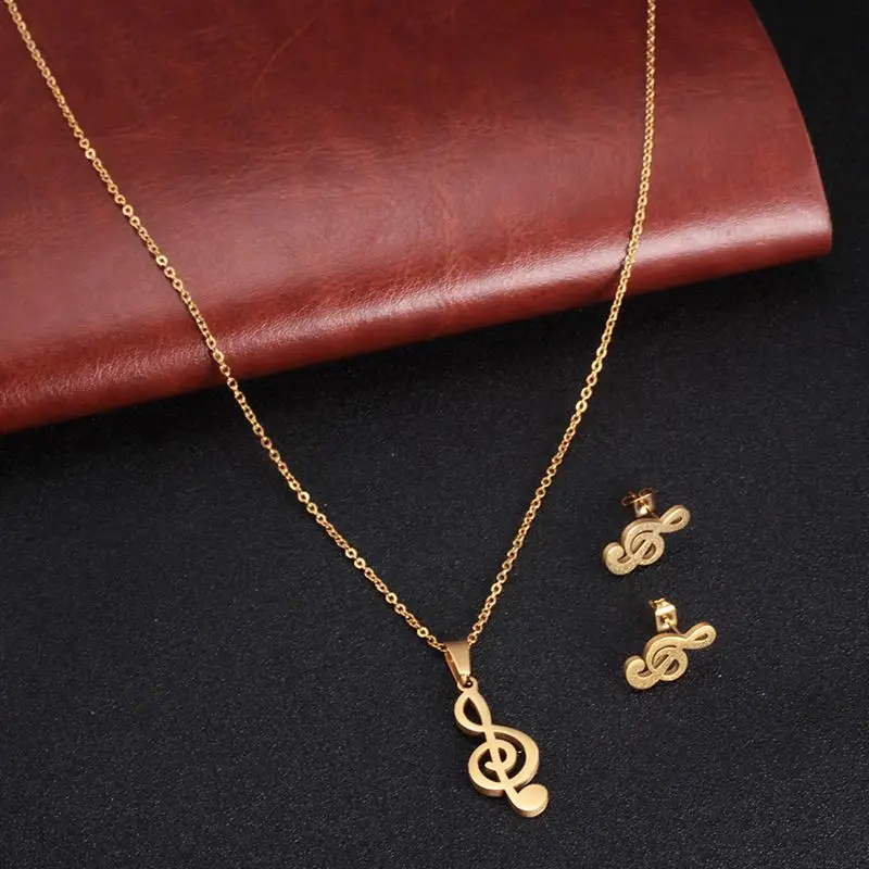 Кулон в виде бабочки ожерелье серьги-гвоздики женский ювелирный комплект