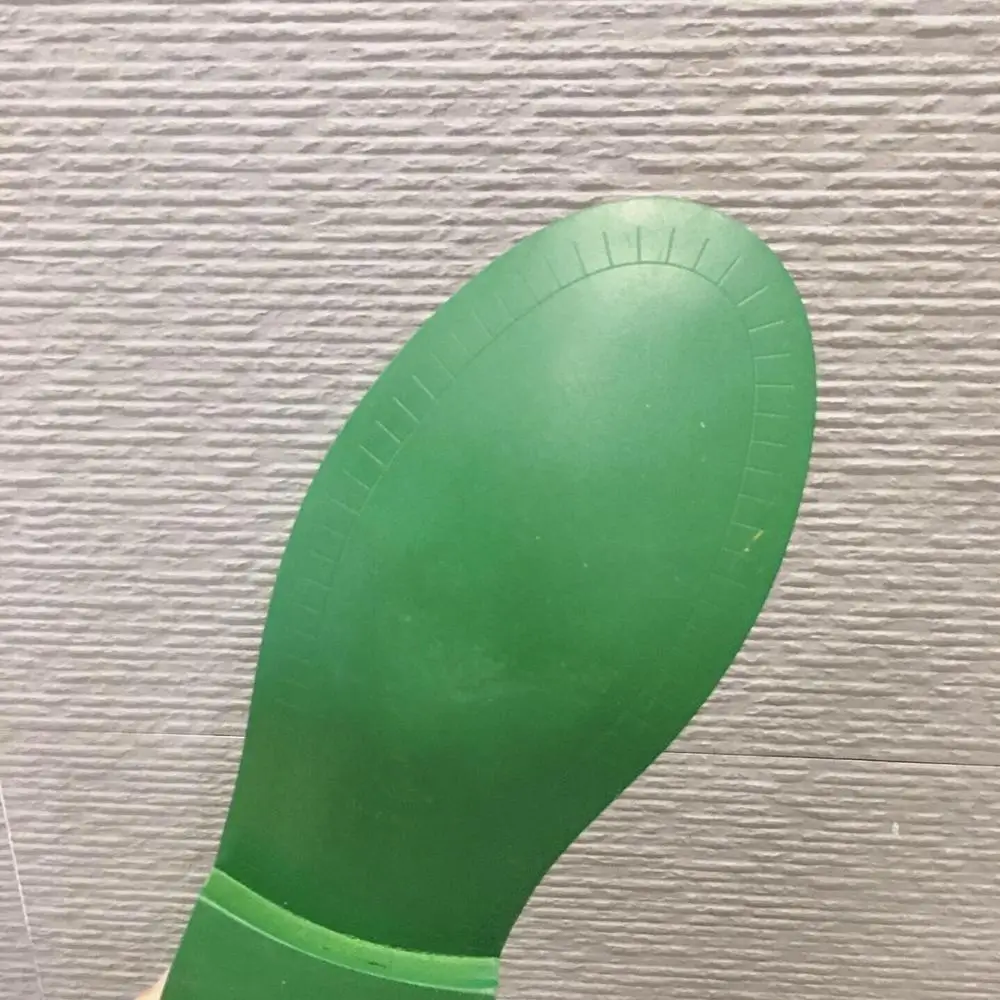 Женские шлепанцы с закругленным мысом разноцветные без шнуровки повседневная