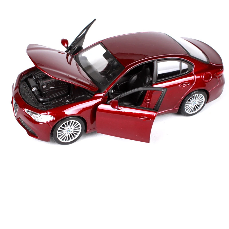 1:24 Alfa Romeo Giulio литые модели автомобилей brinquedos детские игрушки подарок для детей мальчиков