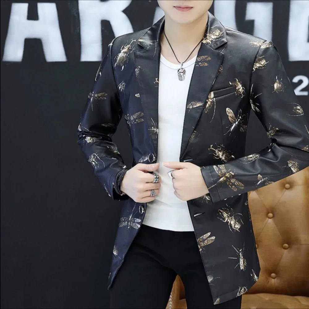 Новинка весны 2017 Мужская одежда Модный облегающий костюм из искусственной кожи с