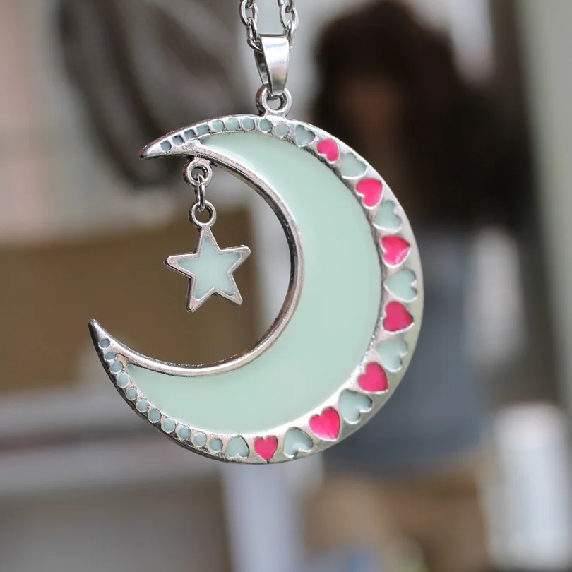 Ожерелье с подвеской в виде светящейся Луны|necklace moon|glow in darkglow the dark |