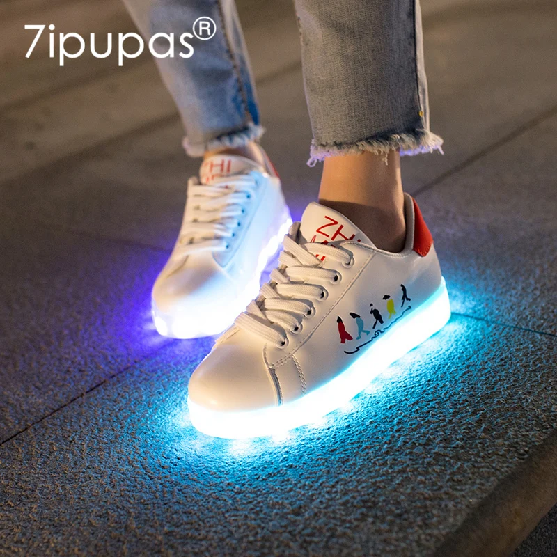 7ipupas 2018 новые пять человек ходят дети светящиеся кроссовки тренд граффити
