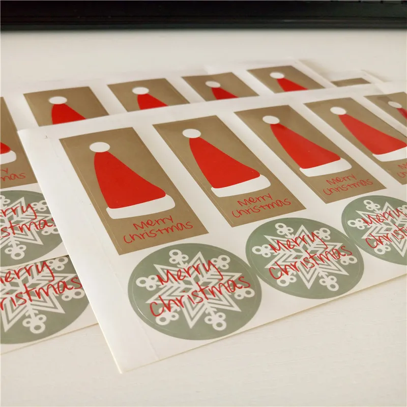 5PCS/LOT Scrapbooking Merry Christmas Hat Kraft Sticker Cookie/Cake/Gift Labels Stickers Kitchen Sweets Party Seal |