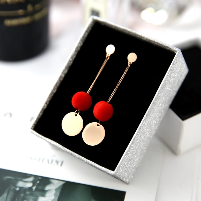 Женские серьги гвоздики с красным помпоном YUN RUO цвета розового золота вечерние