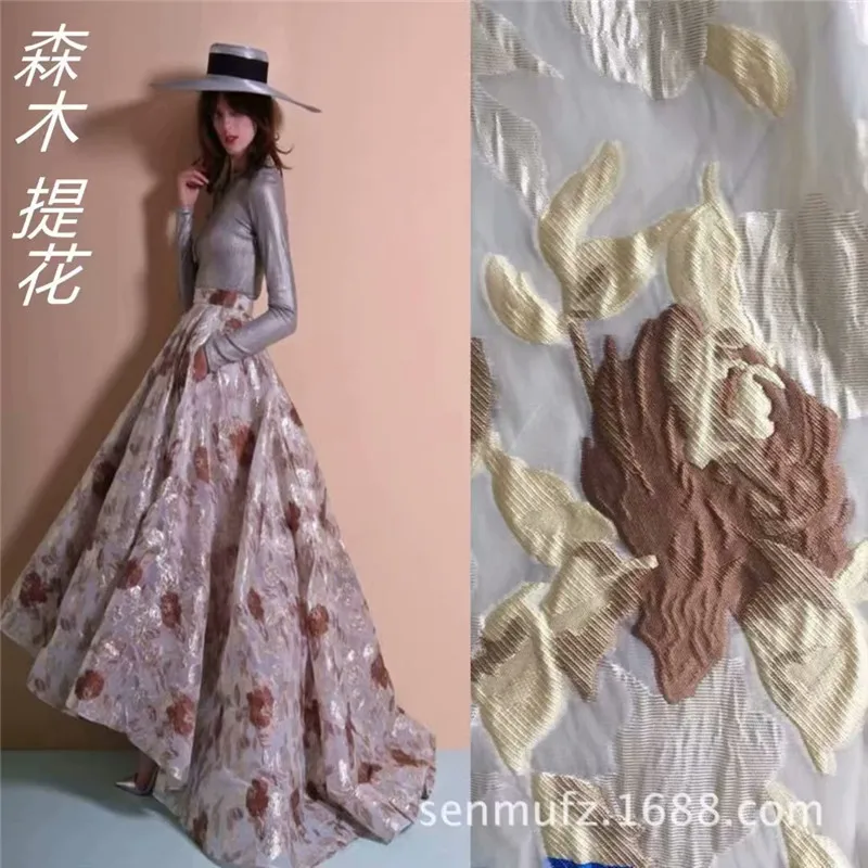 

Jacquard fabric three-dimensional rose gold jacquard rose fabric fabric autumn and winter fashion tapestry dress DK01
